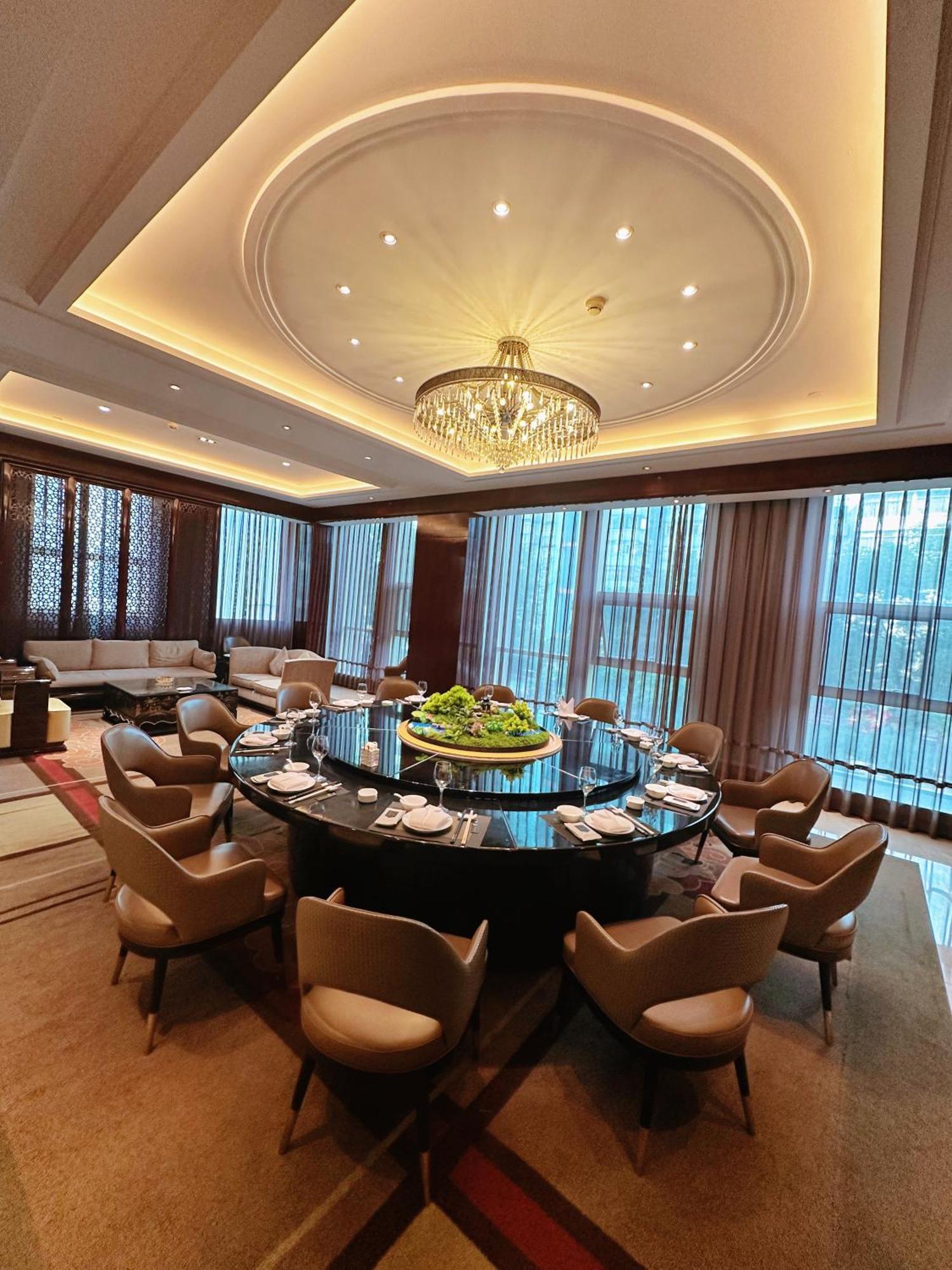 Days Hotel & Suites China Town---Five Minutes To Reach Changsha Station, The Metro Line 2 & Line 6 Are Nearby,Free Gym & Laundromat,Chinese And Western Buffet Breakfast Is Offered On The 31St Floor Zewnętrze zdjęcie