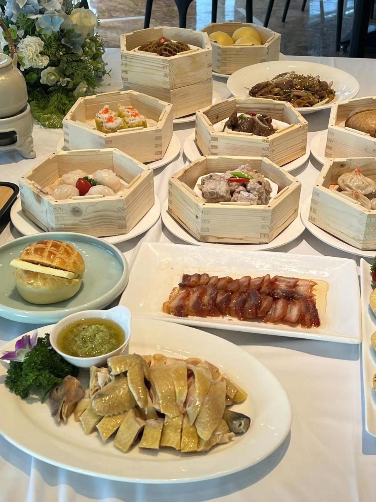 Days Hotel & Suites China Town---Five Minutes To Reach Changsha Station, The Metro Line 2 & Line 6 Are Nearby,Free Gym & Laundromat,Chinese And Western Buffet Breakfast Is Offered On The 31St Floor Zewnętrze zdjęcie