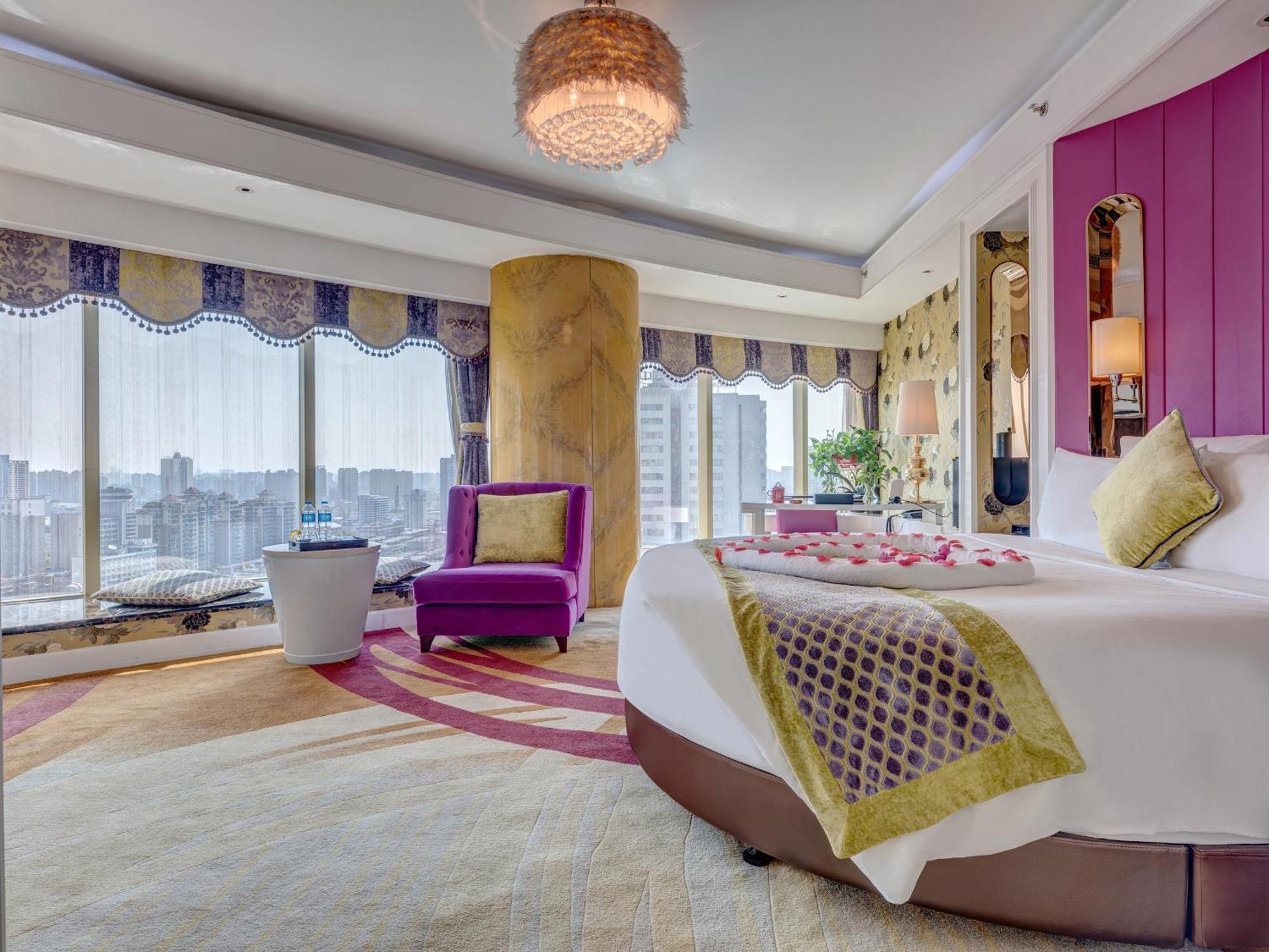 Days Hotel & Suites China Town---Five Minutes To Reach Changsha Station, The Metro Line 2 & Line 6 Are Nearby,Free Gym & Laundromat,Chinese And Western Buffet Breakfast Is Offered On The 31St Floor Zewnętrze zdjęcie