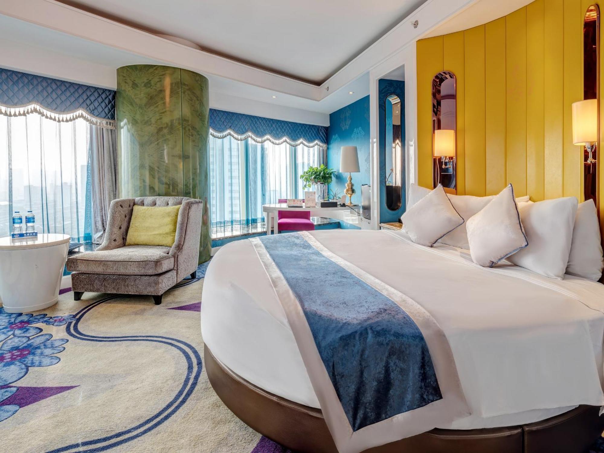 Days Hotel & Suites China Town---Five Minutes To Reach Changsha Station, The Metro Line 2 & Line 6 Are Nearby,Free Gym & Laundromat,Chinese And Western Buffet Breakfast Is Offered On The 31St Floor Zewnętrze zdjęcie