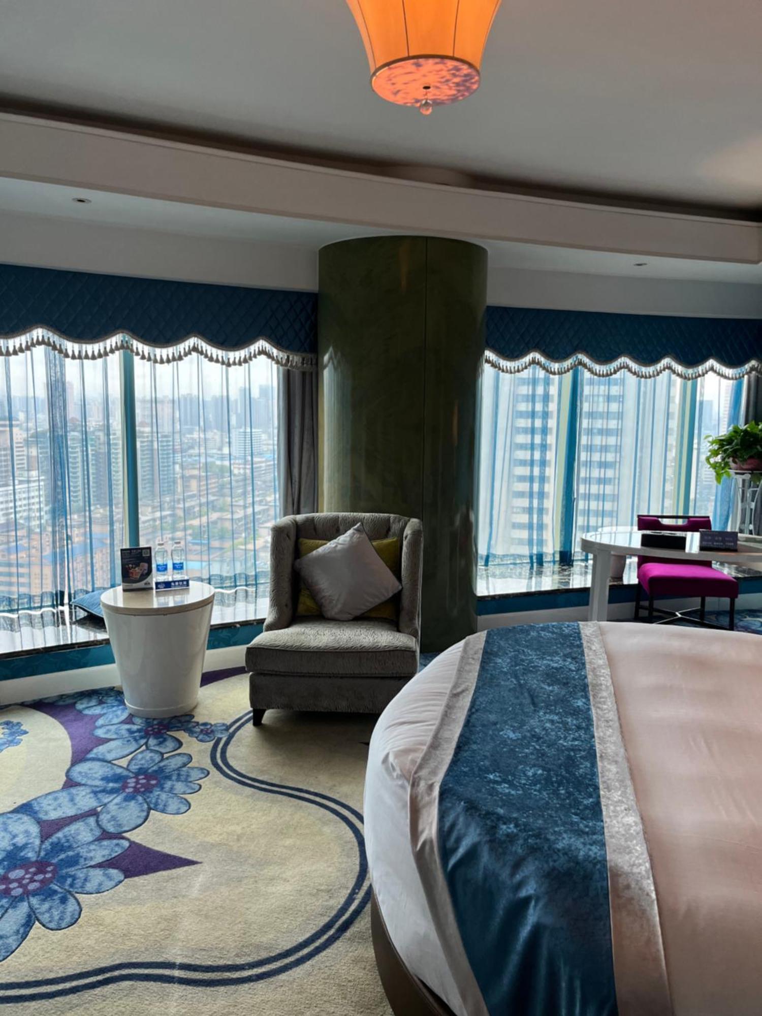Days Hotel & Suites China Town---Five Minutes To Reach Changsha Station, The Metro Line 2 & Line 6 Are Nearby,Free Gym & Laundromat,Chinese And Western Buffet Breakfast Is Offered On The 31St Floor Zewnętrze zdjęcie